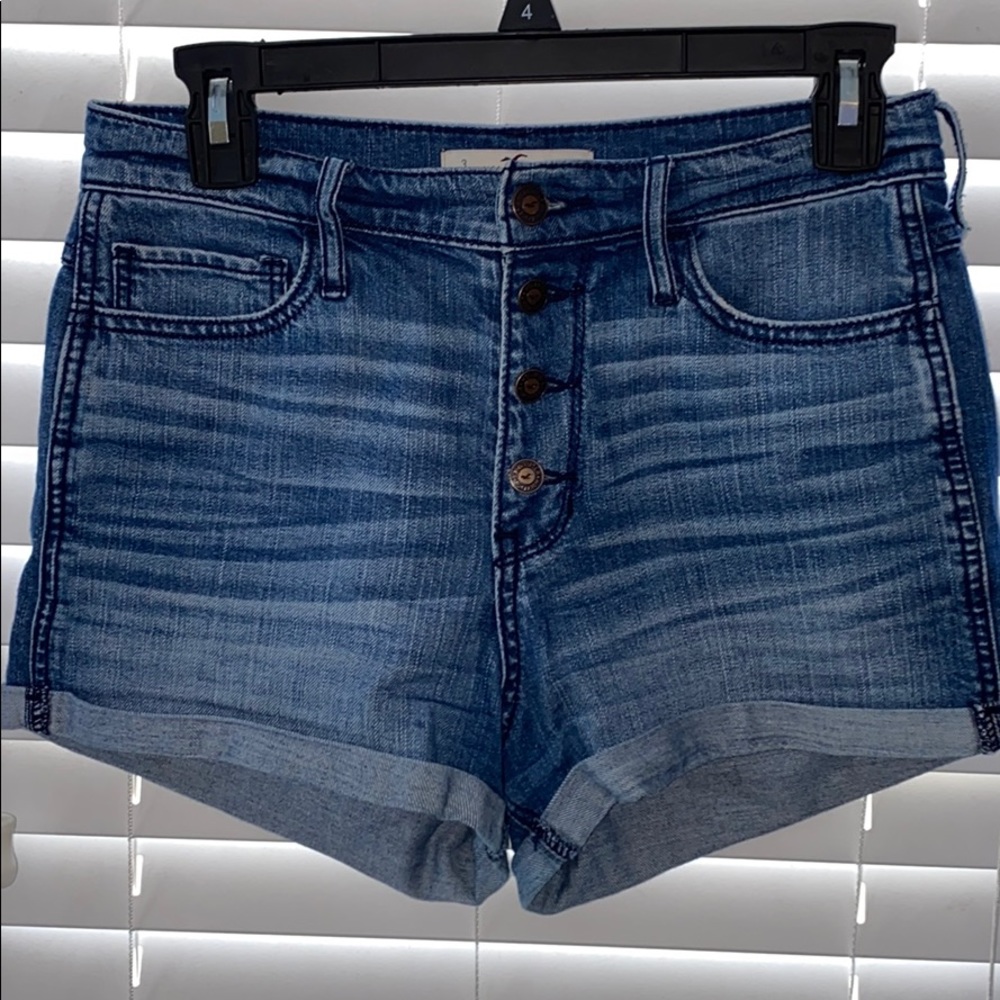 hollister high waisted shorts